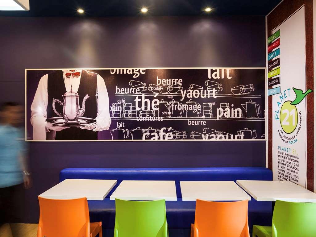 Ibis Budget Bourgoin Jallieu Centre מראה חיצוני תמונה