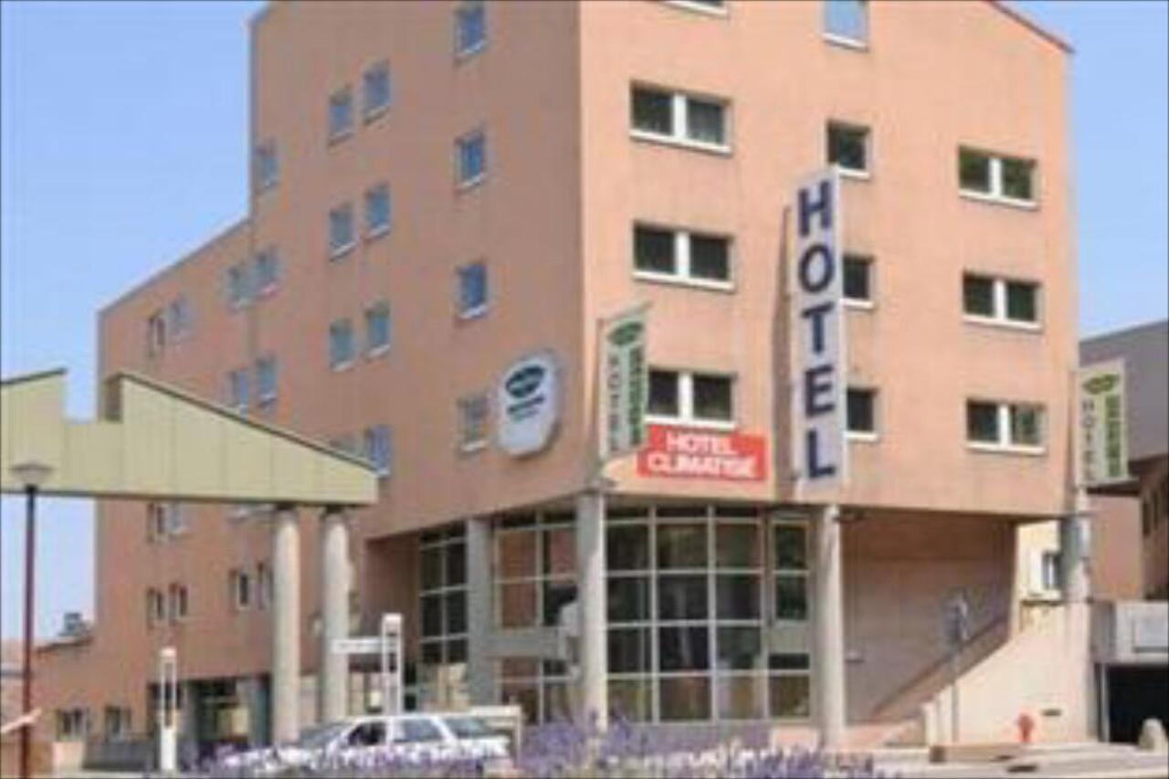 Ibis Budget Bourgoin Jallieu Centre מראה חיצוני תמונה
