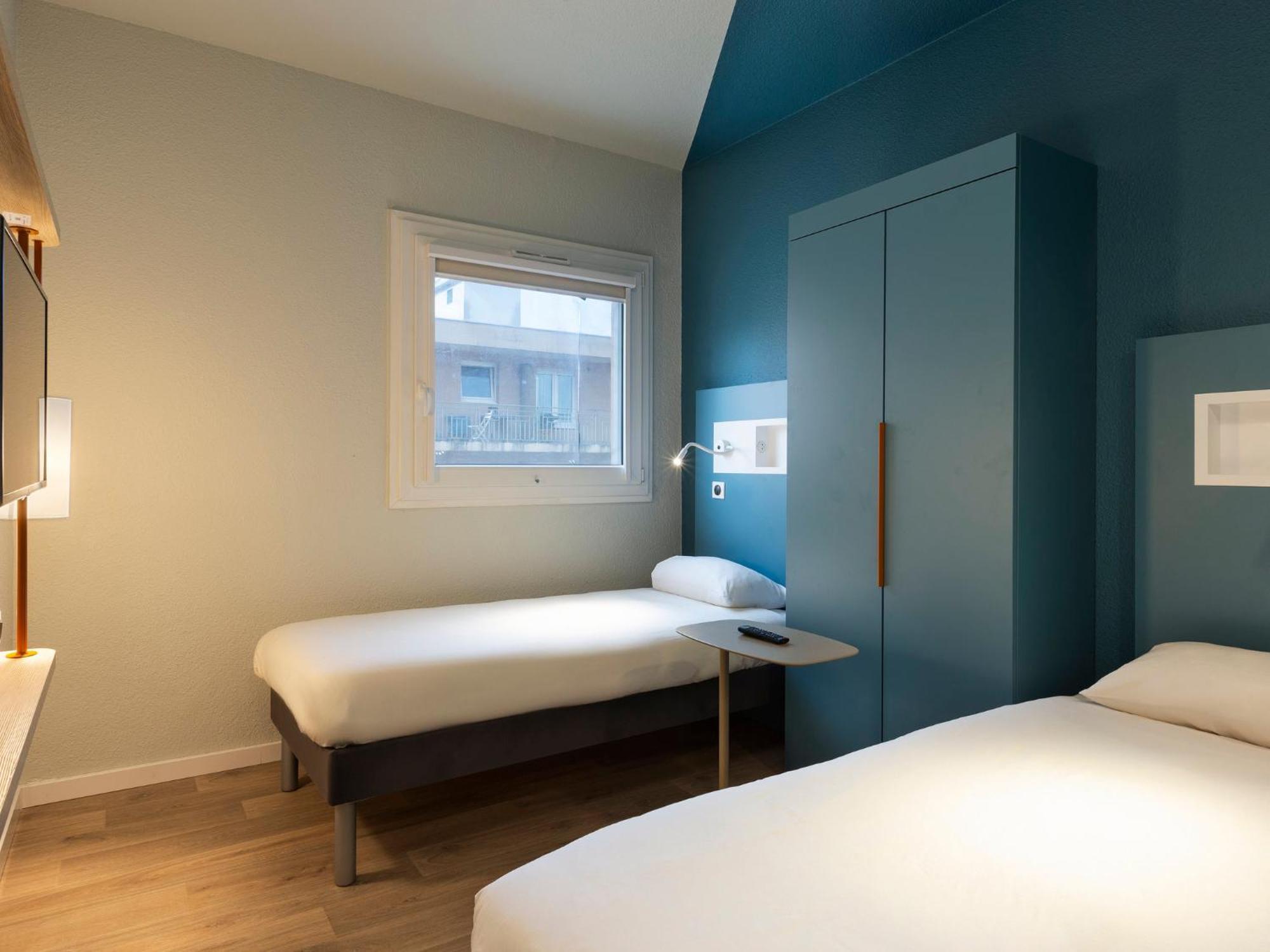 Ibis Budget Bourgoin Jallieu Centre מראה חיצוני תמונה